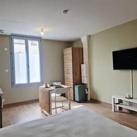 L'ermitage Apartman *